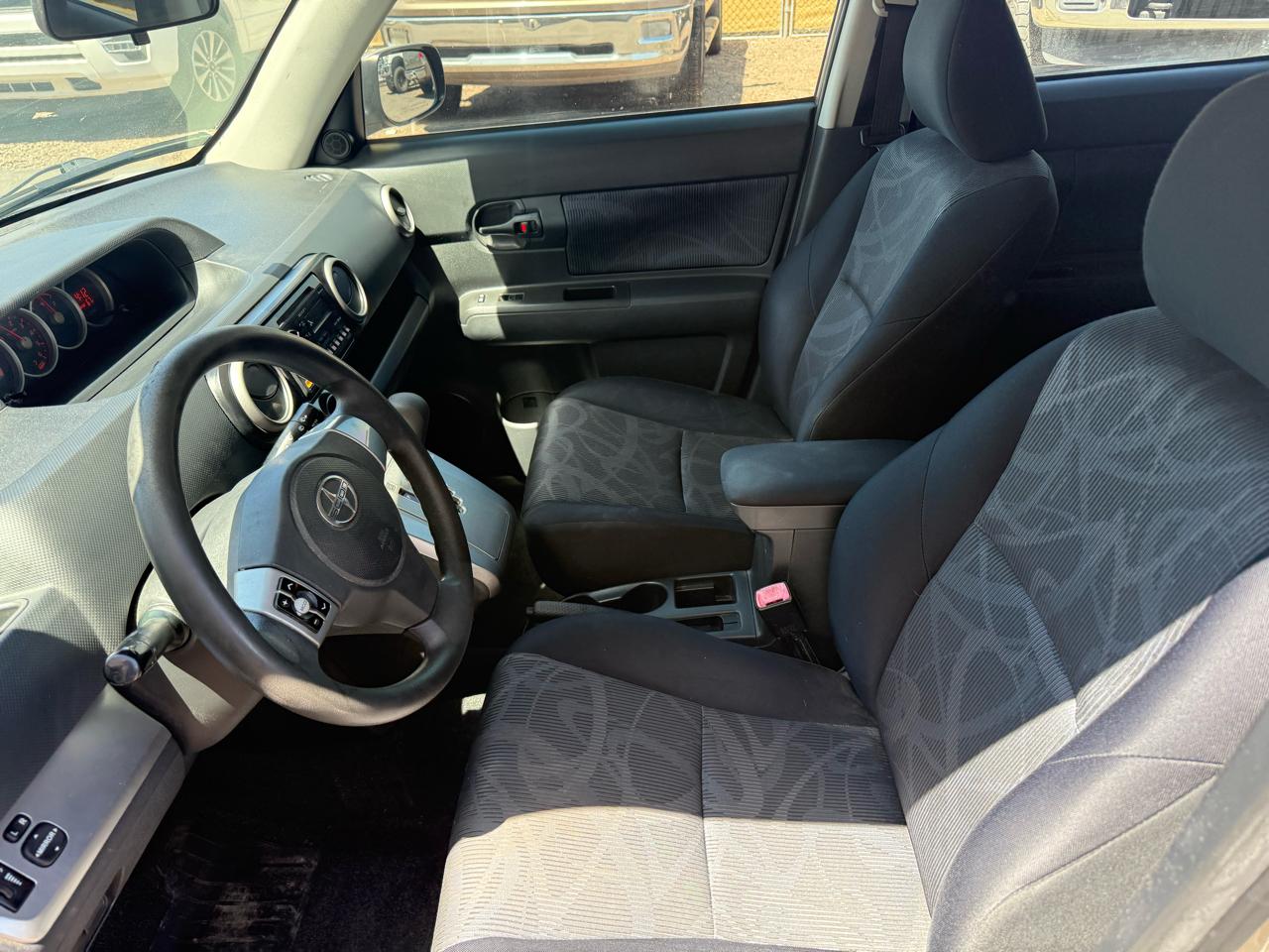 Scion xB 5dr Wgn Man (Natl) 2012