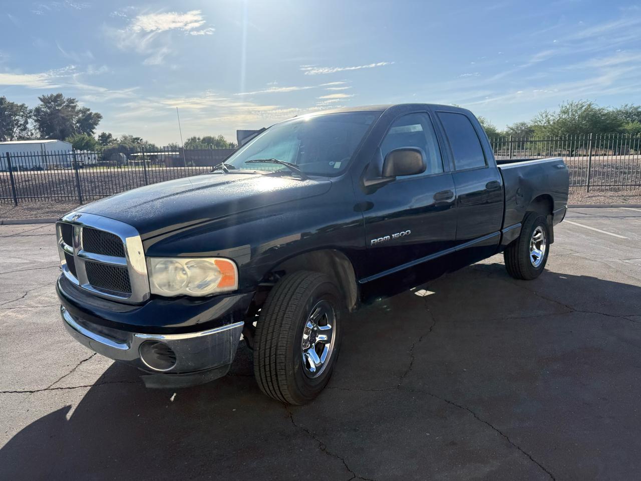 2004 Dodge Ram 1500 4dr Quad Cab 140.5" WB SLT