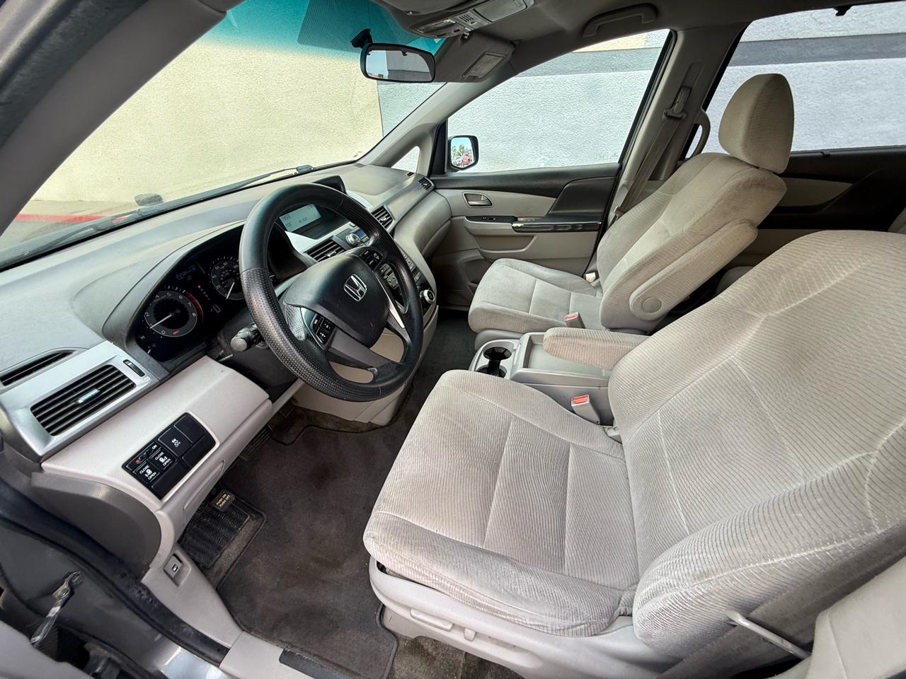 Honda Odyssey 5dr EX 2011