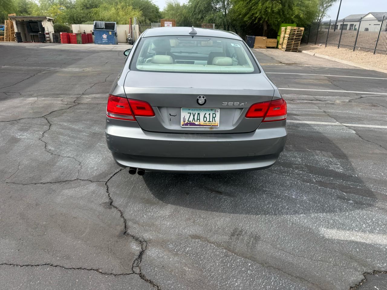 BMW 3 Series 2dr Cpe 328xi AWD 2007