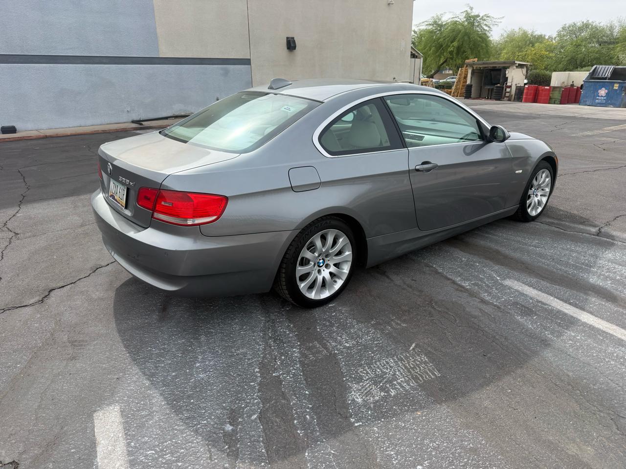 BMW 3 Series 2dr Cpe 328xi AWD 2007