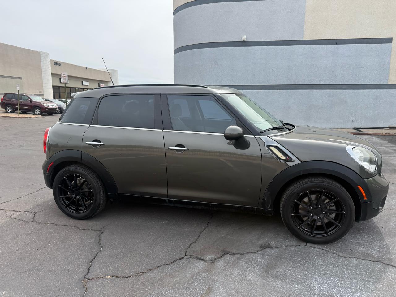MINI Cooper Countryman FWD 4dr S 2012