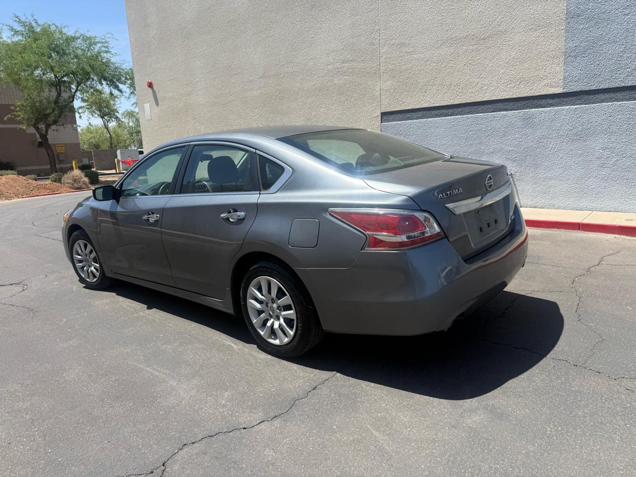 Nissan Altima 4dr Sdn I4 2.5 2014