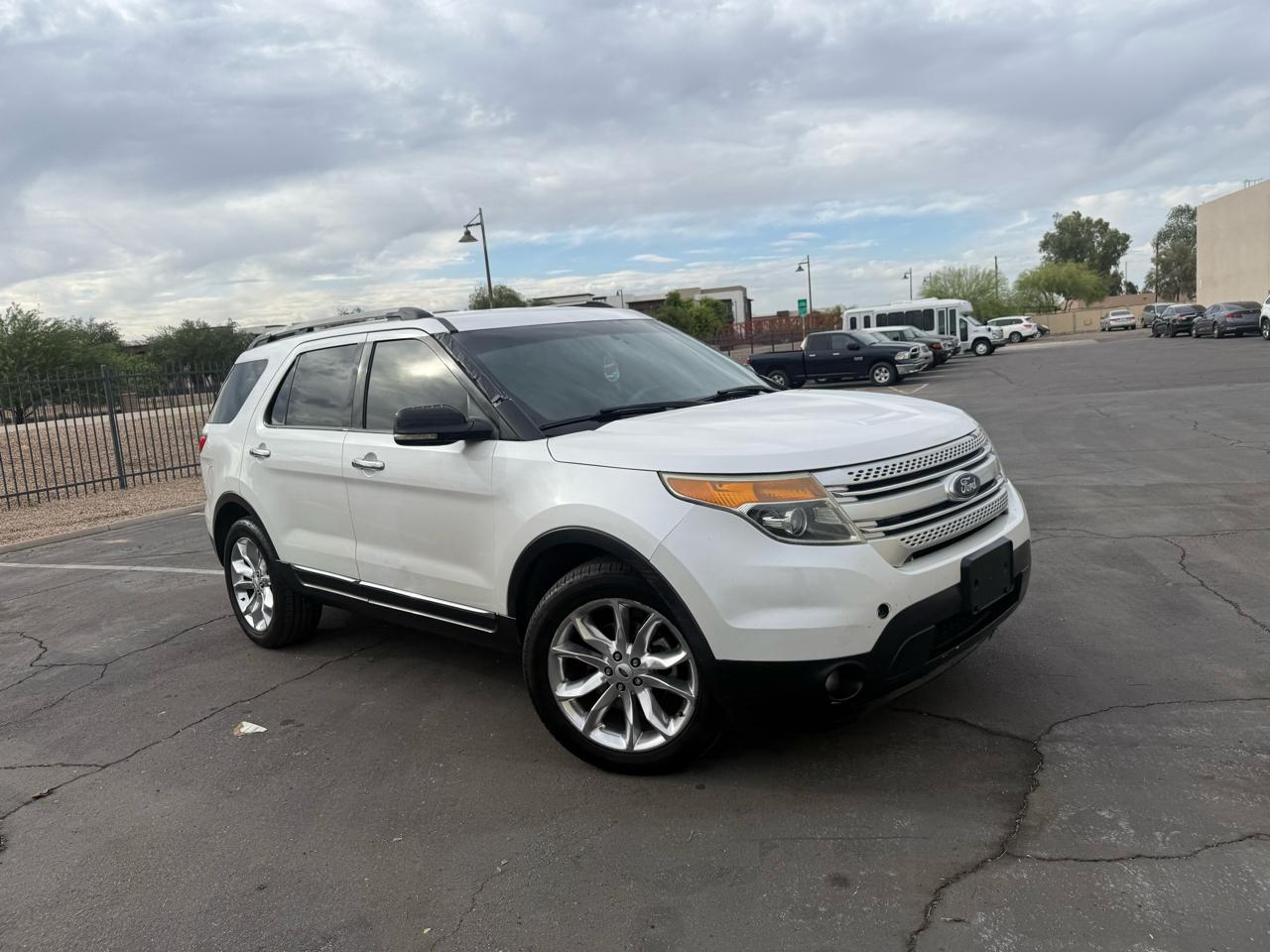 Ford Explorer 4WD 4dr XLT 2012