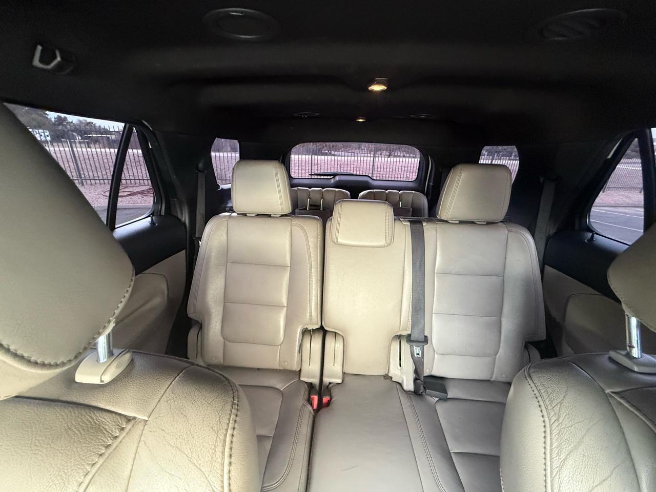 Ford Explorer 4WD 4dr XLT 2012
