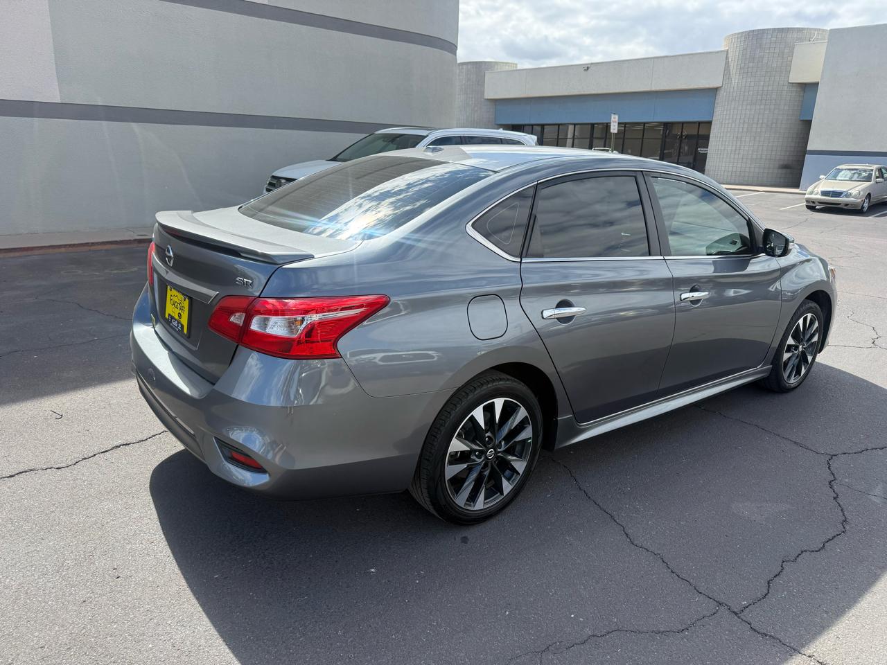 Nissan Sentra SR CVT 2019