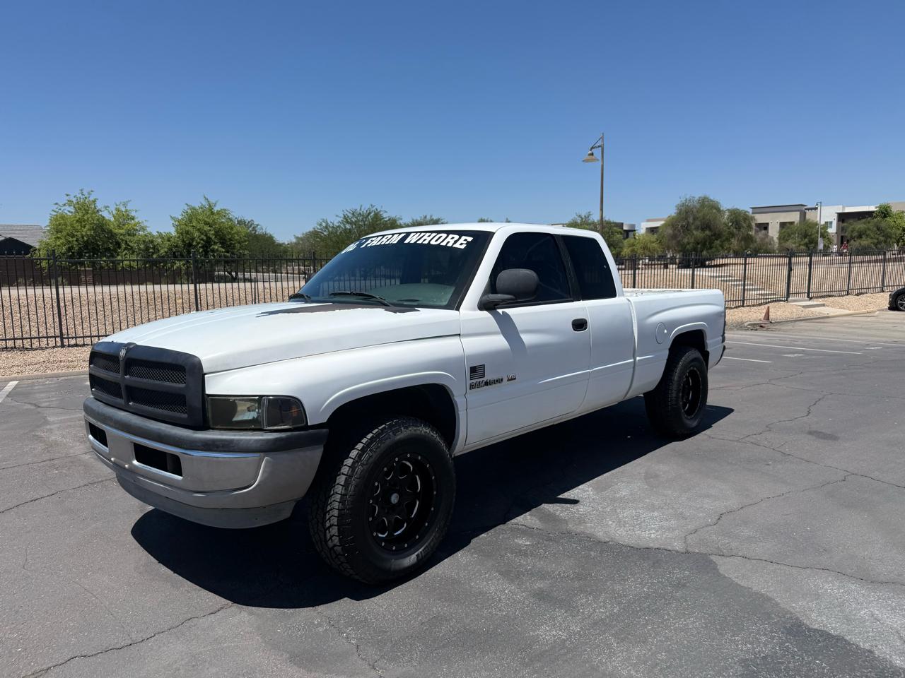 1998 Dodge Ram 1500 2dr Club Cab 139" WB