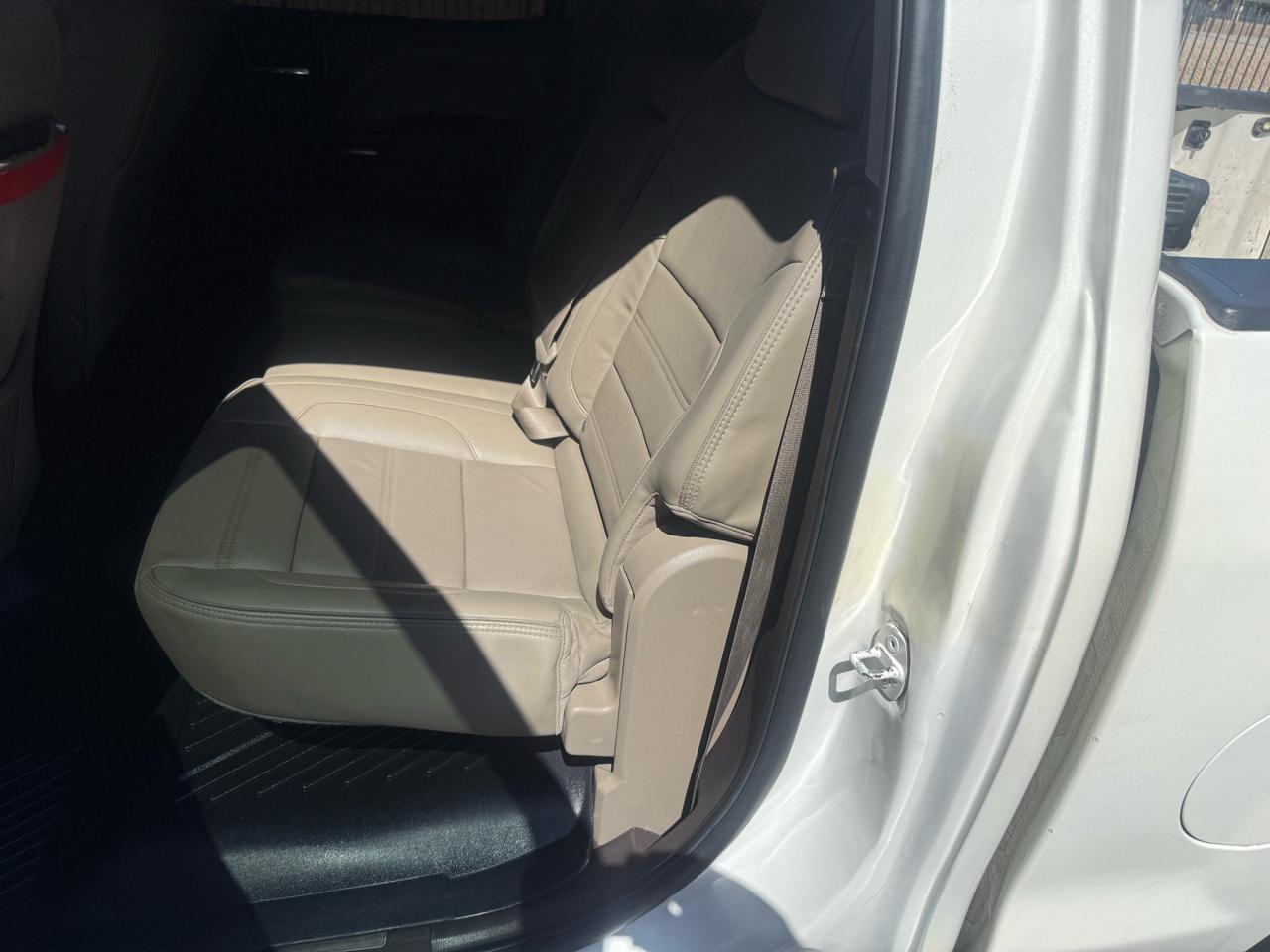 GMC Sierra 1500 4WD Crew Cab 143.5" Denali 2014