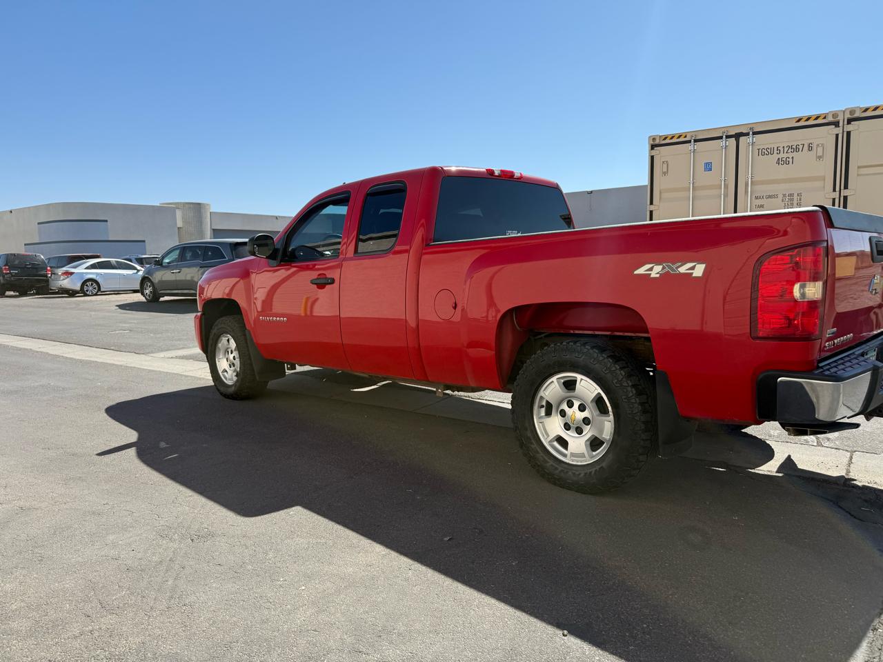 Chevrolet Silverado 1500 4WD Ext Cab 143.5" LT 2011