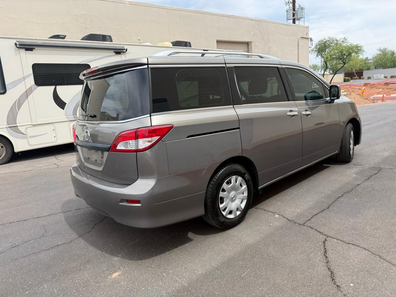 Nissan Quest 4dr S 2015