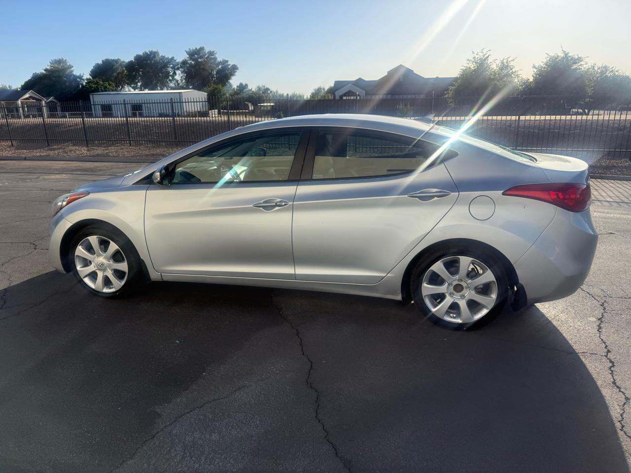 Hyundai Elantra 4dr Sdn Auto Limited PZEV (Ulsan Plant) 2013