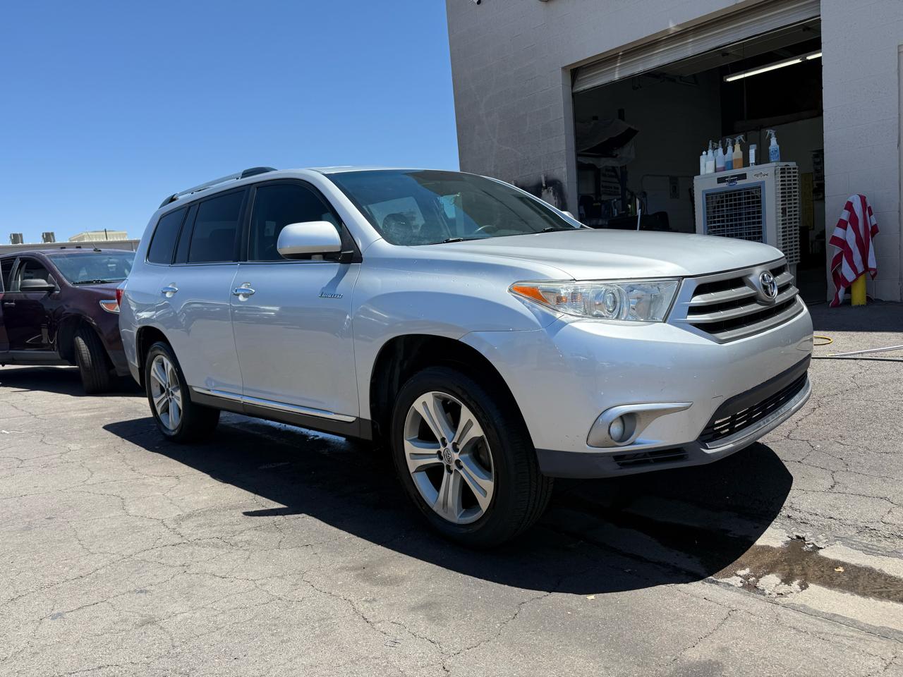 Toyota Highlander FWD 4dr V6 Limited (Natl) 2013