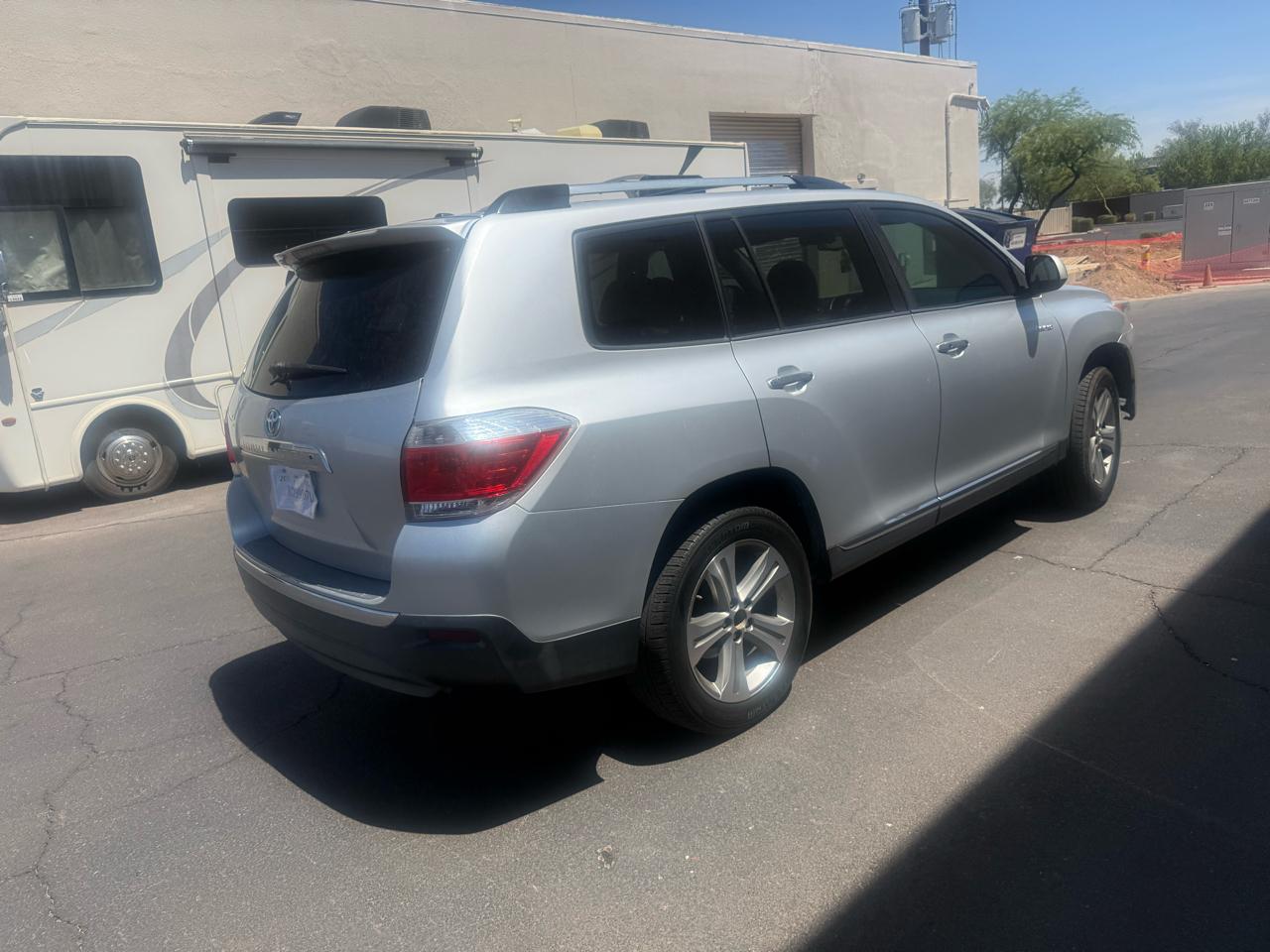 Toyota Highlander FWD 4dr V6 Limited (Natl) 2013