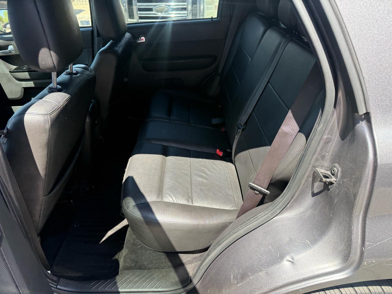 Ford Escape FWD 4dr Limited 2010
