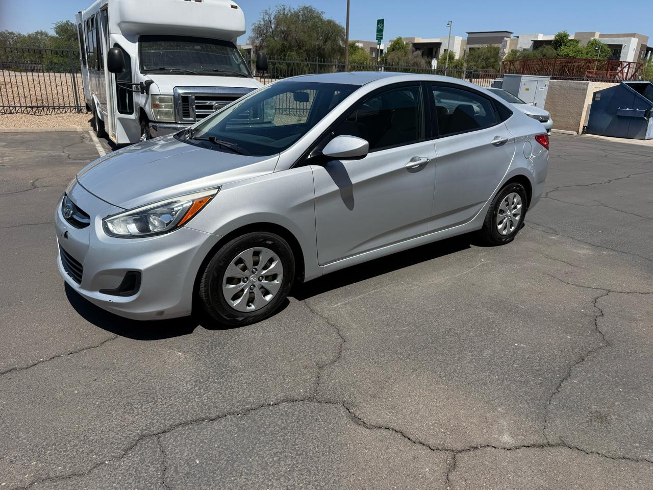 Hyundai Accent 4dr Sdn Auto GLS 2015