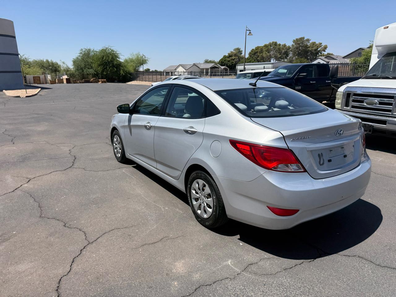 Hyundai Accent 4dr Sdn Auto GLS 2015