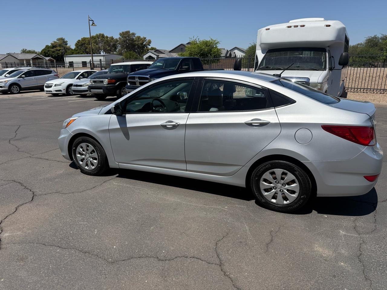 Hyundai Accent 4dr Sdn Auto GLS 2015