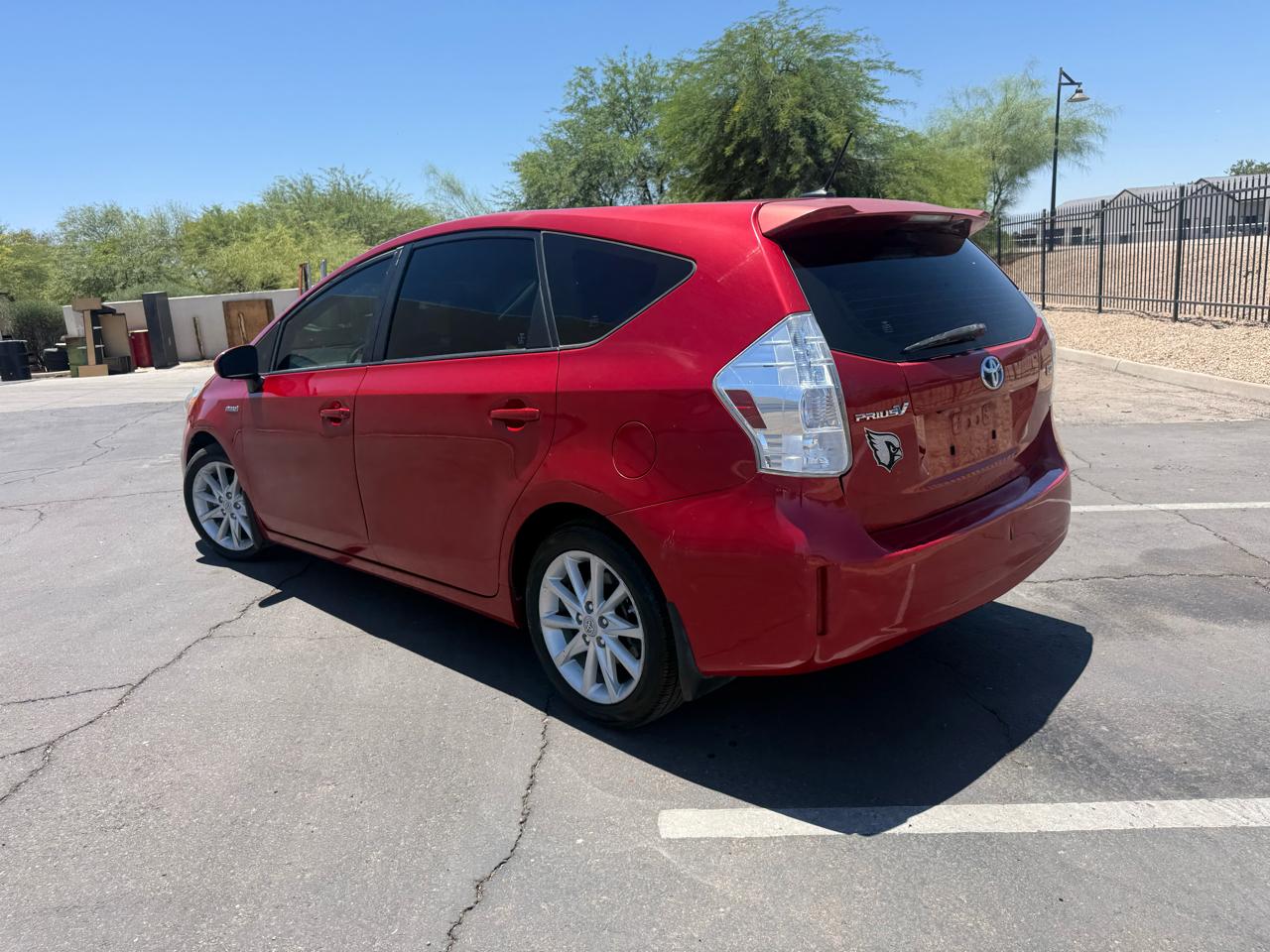 Toyota Prius V 5dr Wgn Three (Natl) 2012