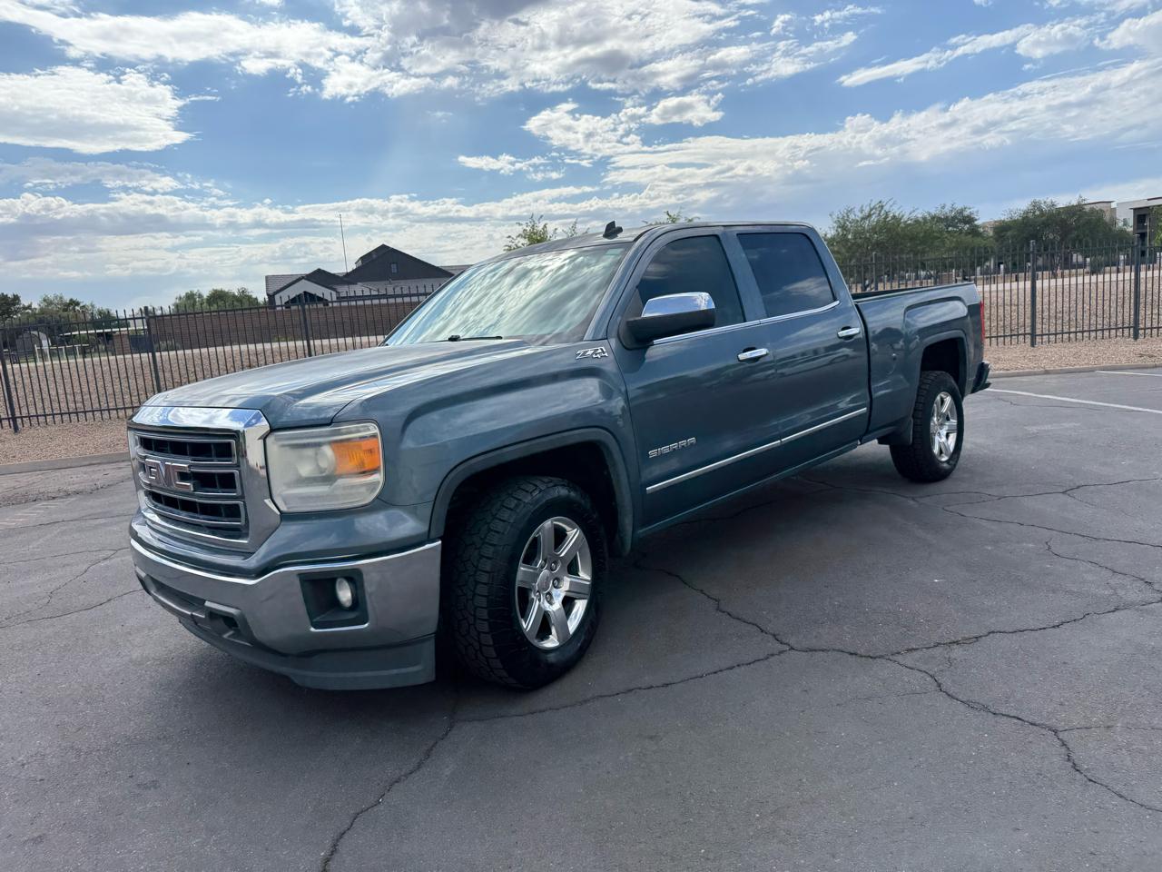 GMC Sierra 1500 4WD Crew Cab 153.0" SLT 2014