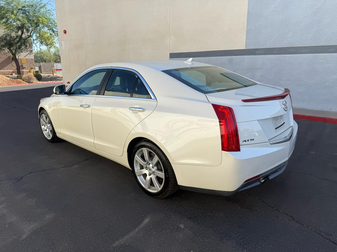 Cadillac ATS 4dr Sdn 2.5L RWD 2013