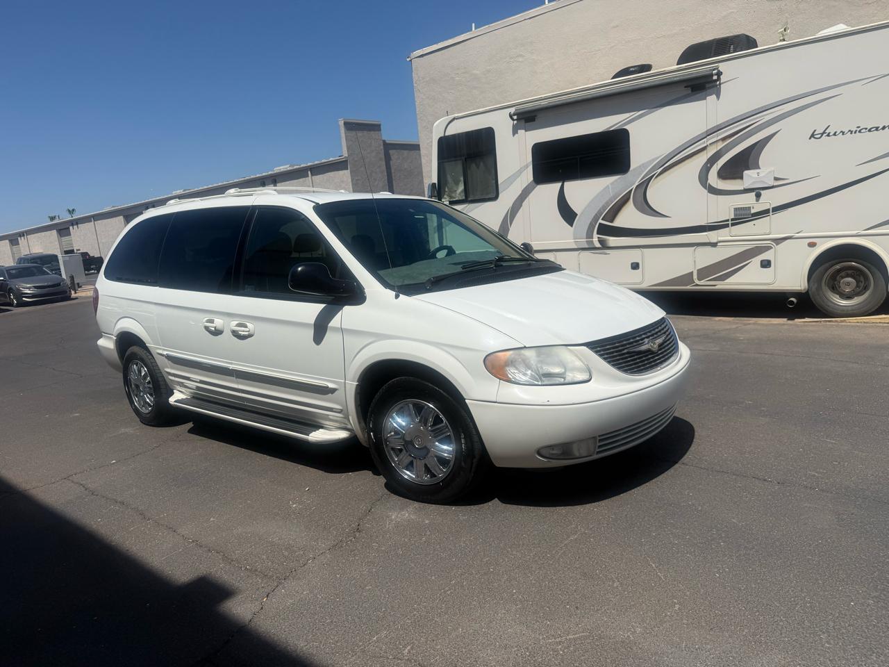 Chrysler Town & Country 4dr Limited FWD 2004