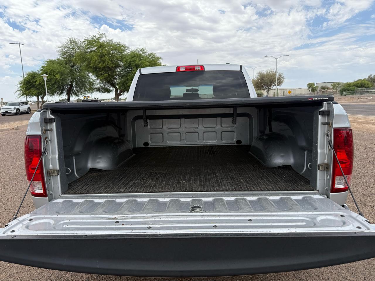 RAM 1500 4WD Quad Cab 140.5" Express 2012