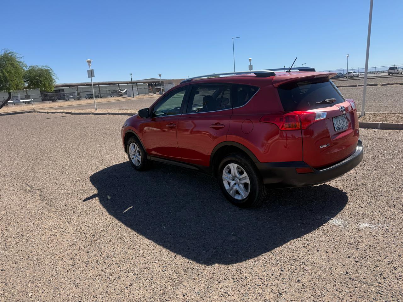 Toyota RAV4 FWD 4dr LE (Natl) 2015