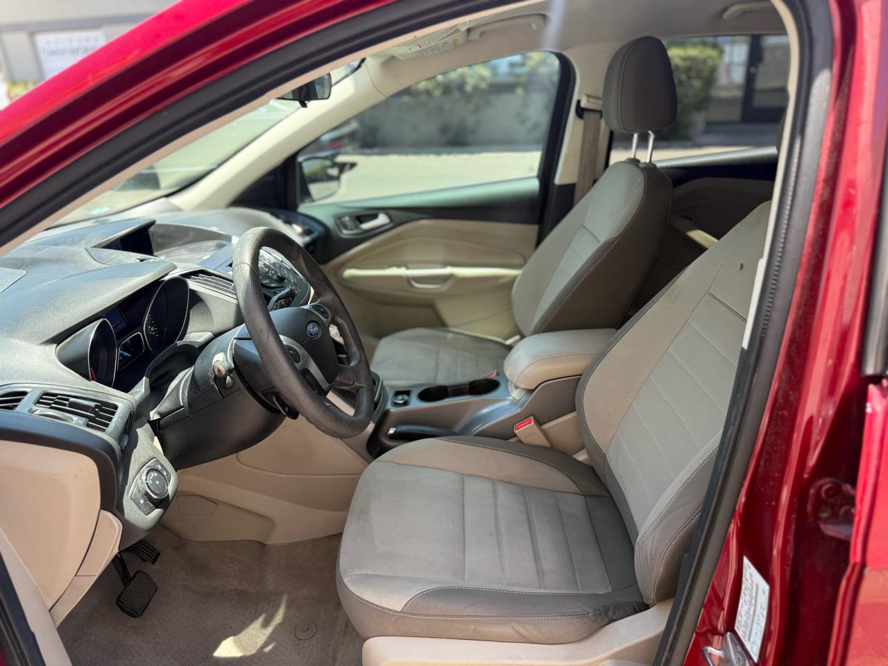 Ford Escape FWD 4dr SE 2014