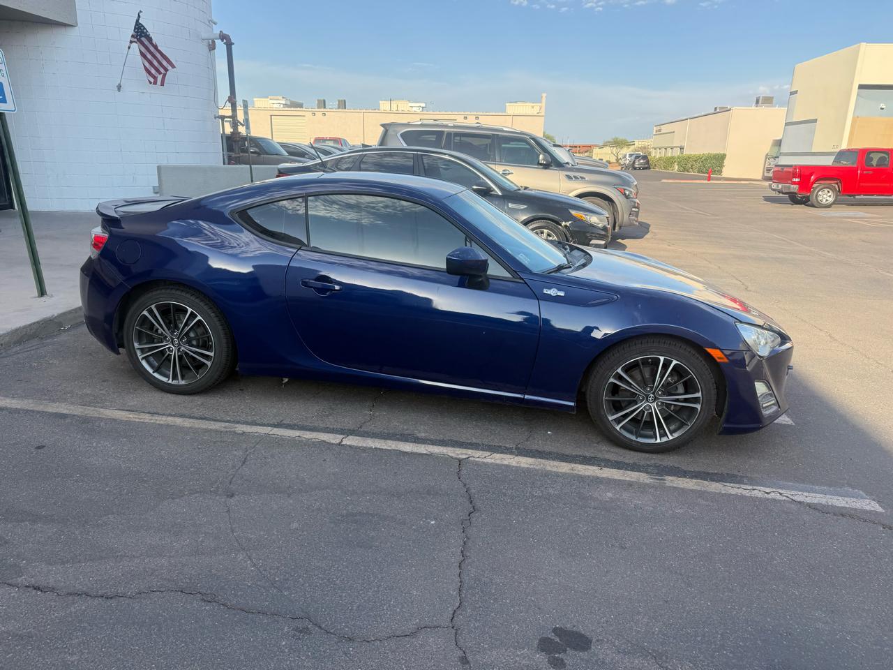 Scion FR-S 2dr Cpe Man (Natl) 2013