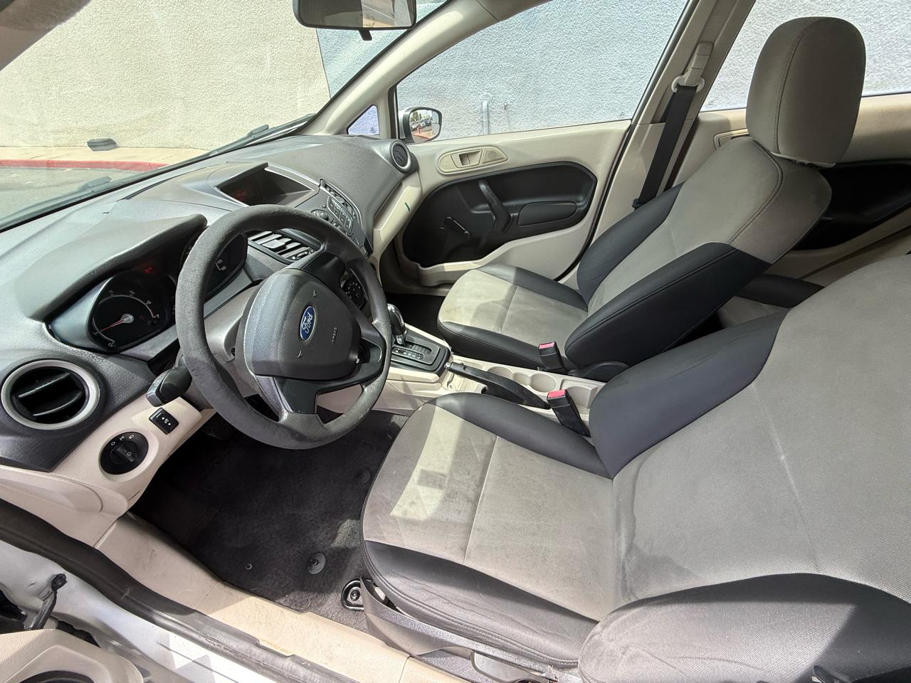 Ford Fiesta  2012
