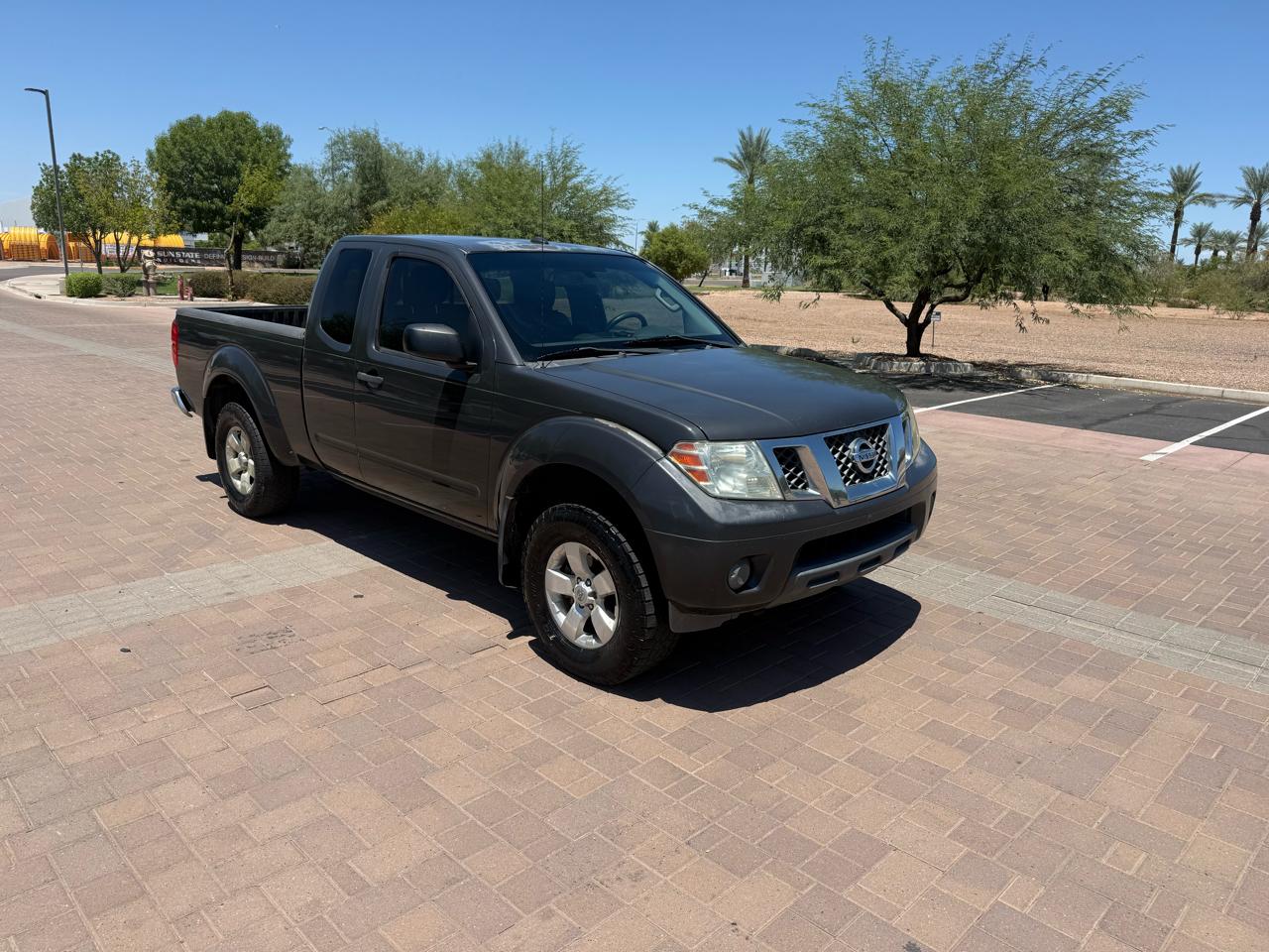 Nissan Frontier 4WD King Cab Auto SV 2012
