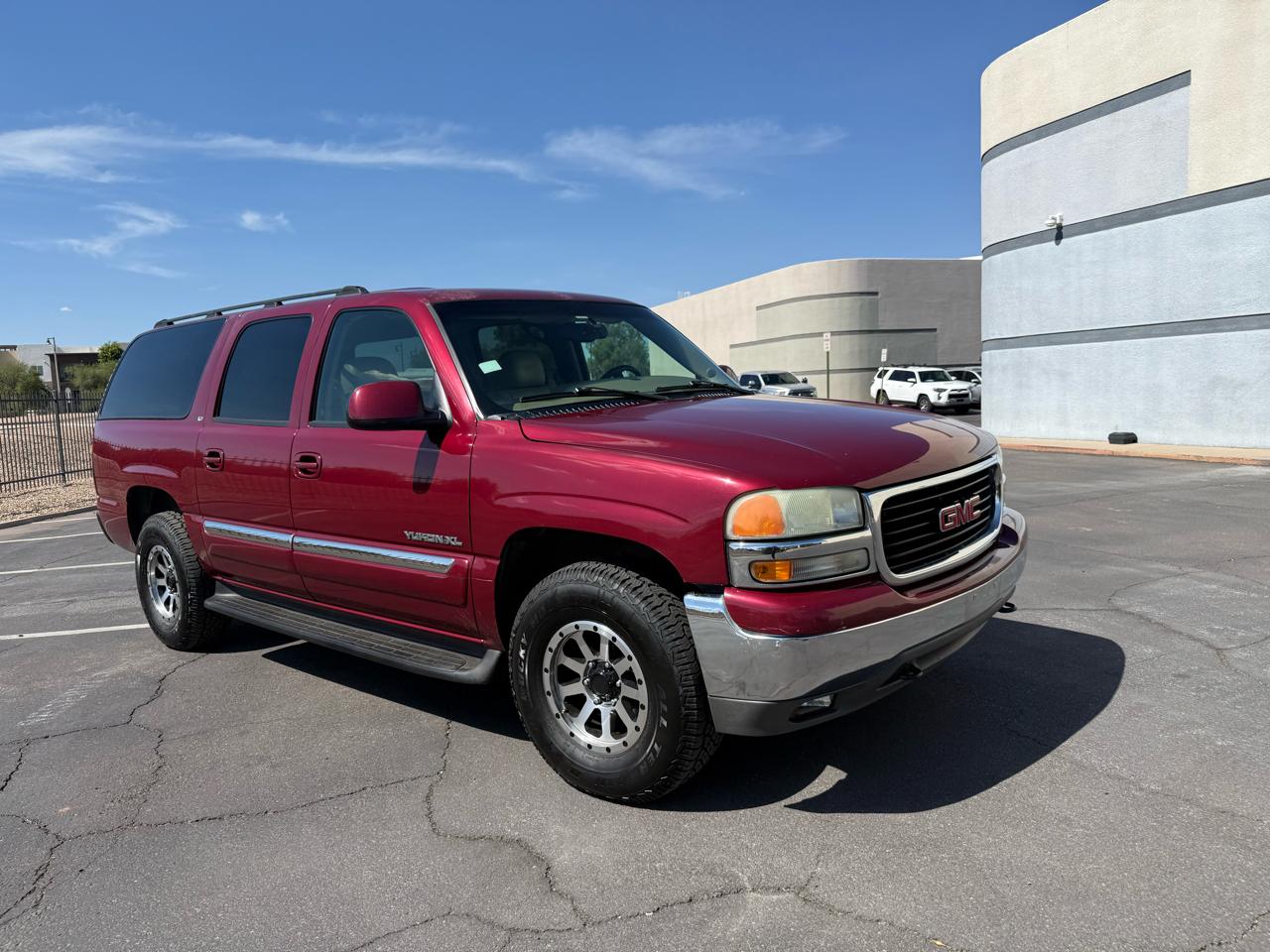 GMC Yukon XL 4dr 1500 4WD SLT 2004