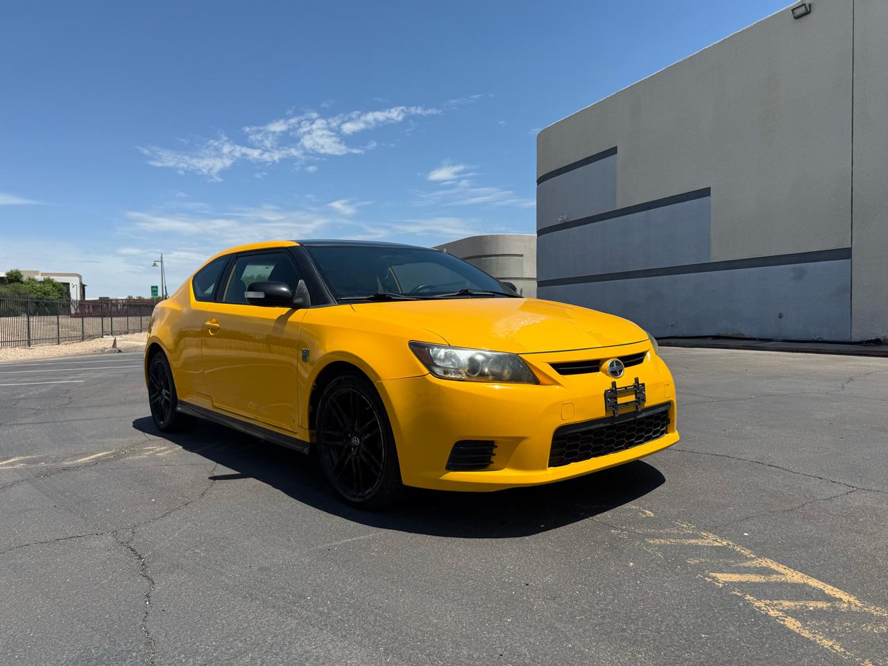 Scion tC 2dr HB Man (Natl) 2012