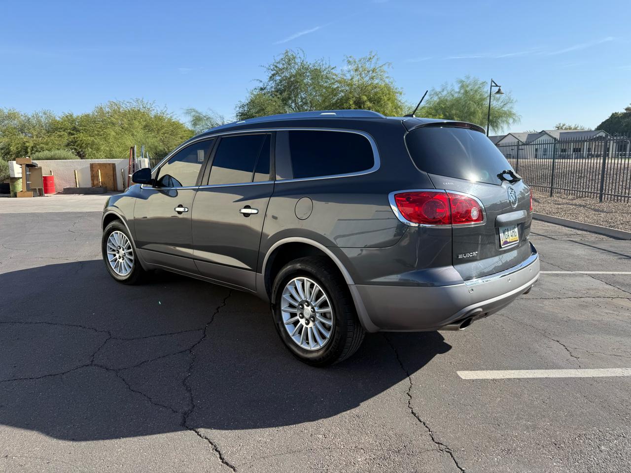 Buick Enclave FWD 4dr CX 2011