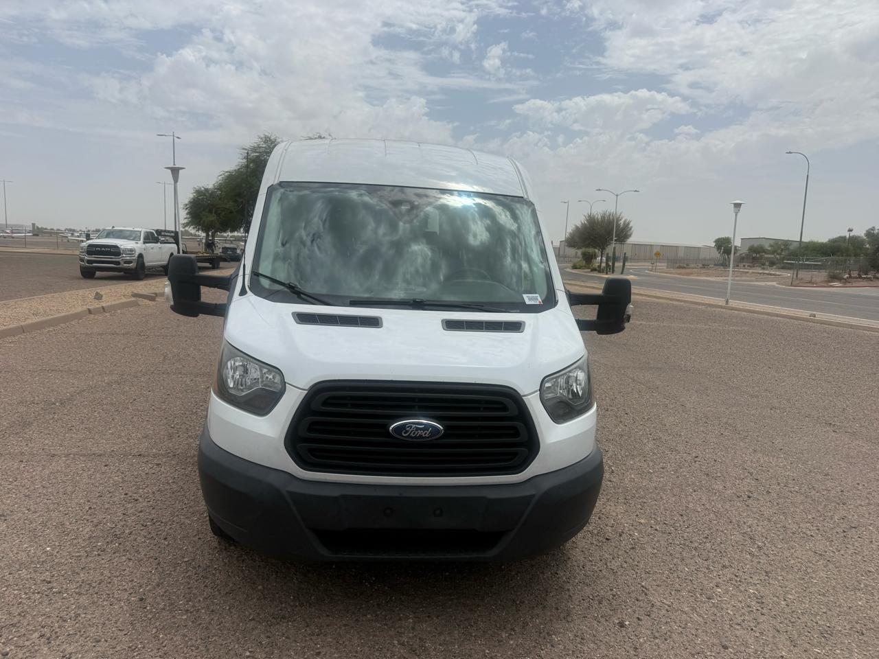 Ford Transit Passenger Wagon T-150 130" Med Roof XLT Sliding RH Dr 2019