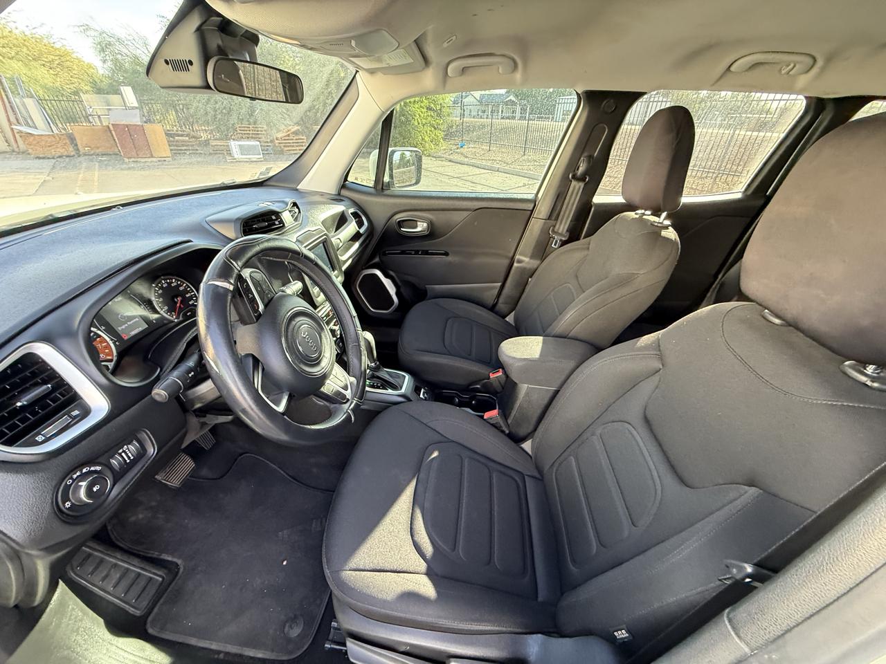 Jeep Renegade Latitude FWD 2019