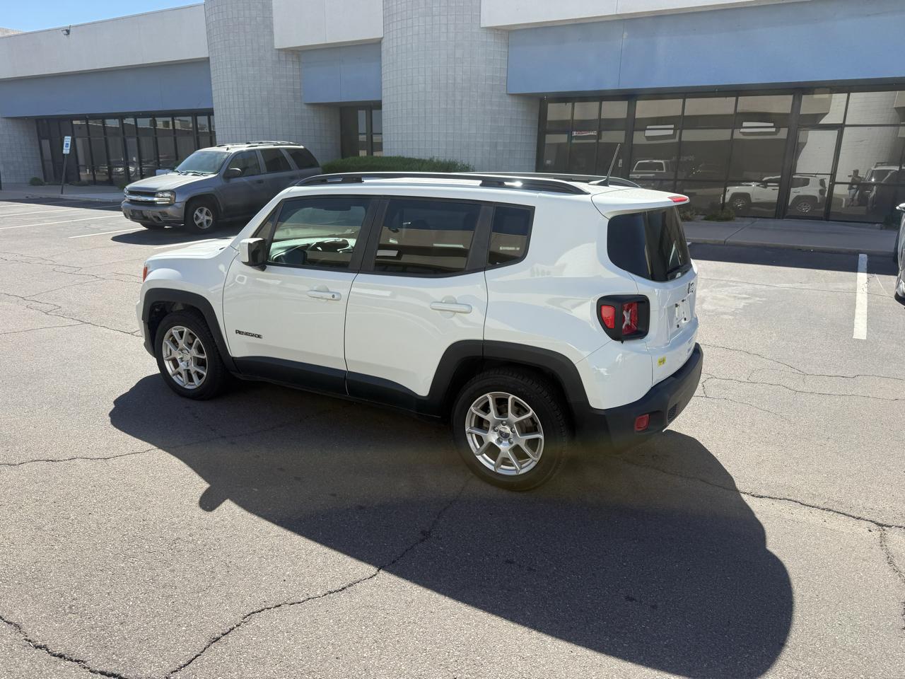 Jeep Renegade Latitude FWD 2019