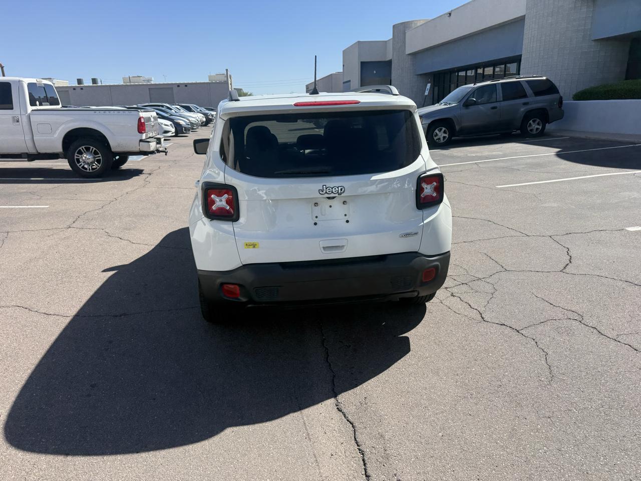 Jeep Renegade Latitude FWD 2019