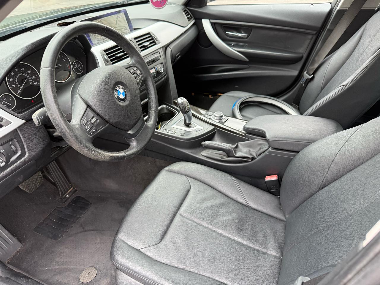 BMW 3 Series 4dr Sdn 328i RWD 2013