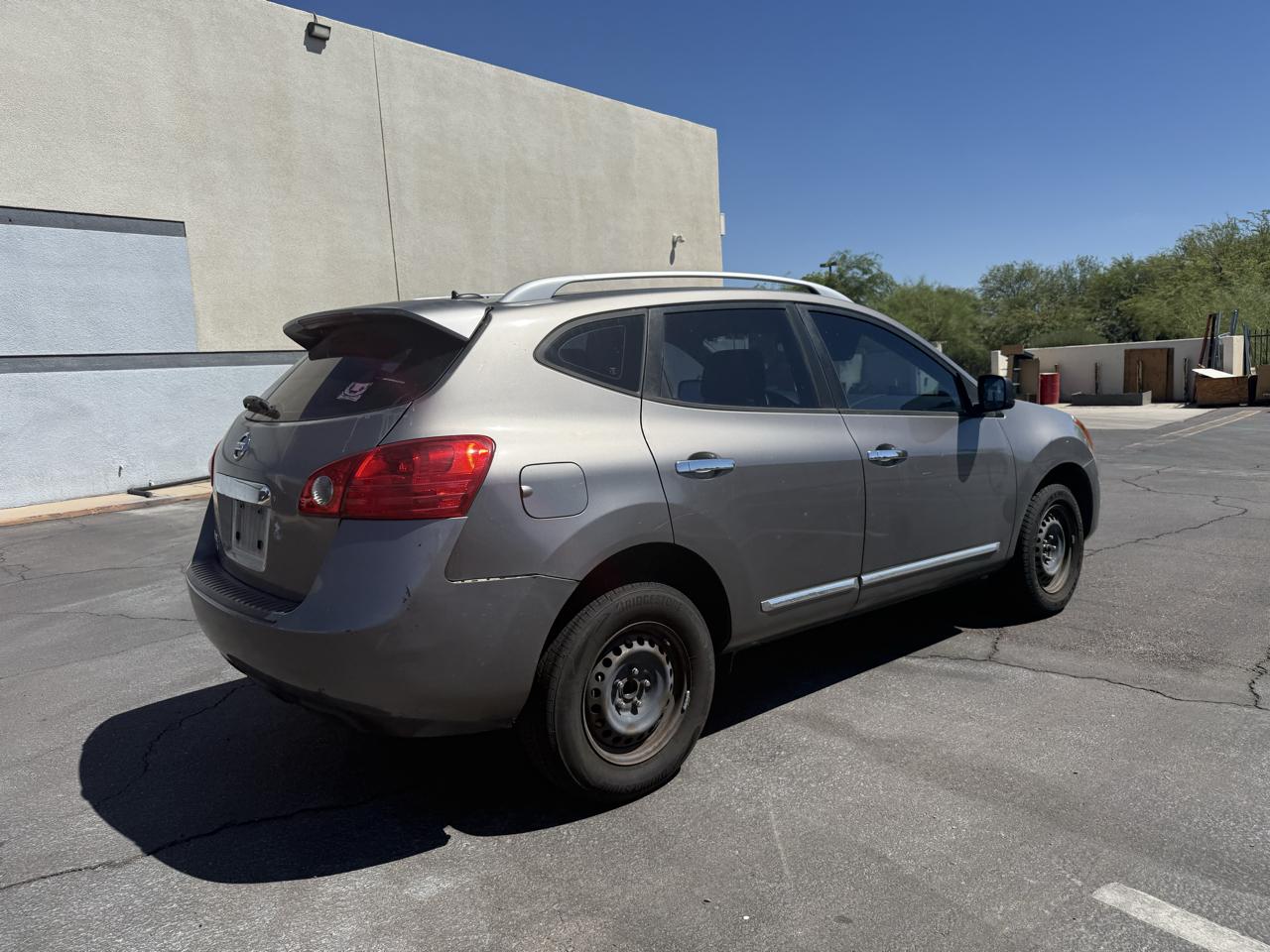 Nissan Rogue Select FWD 4dr S 2015