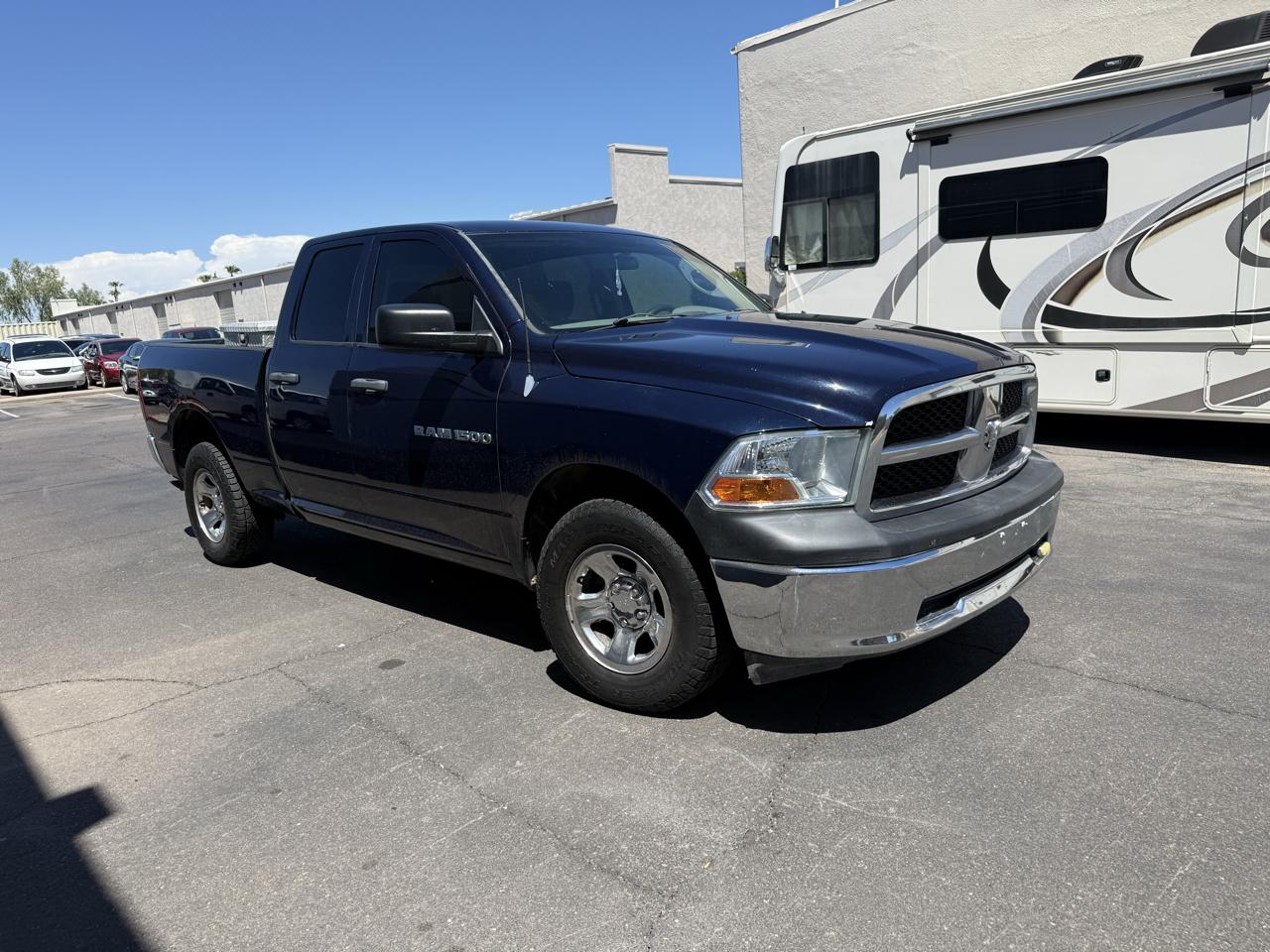 RAM 1500 4WD Quad Cab 140.5" ST 2012