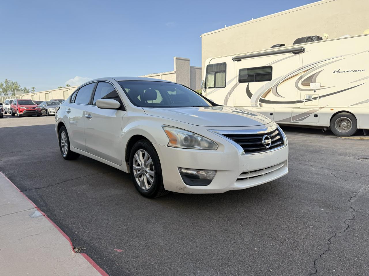 Nissan Altima 4dr Sdn I4 2.5 S 2014