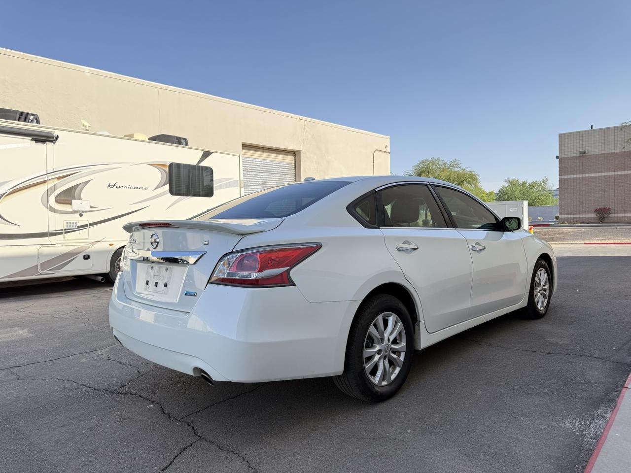 Nissan Altima 4dr Sdn I4 2.5 S 2014