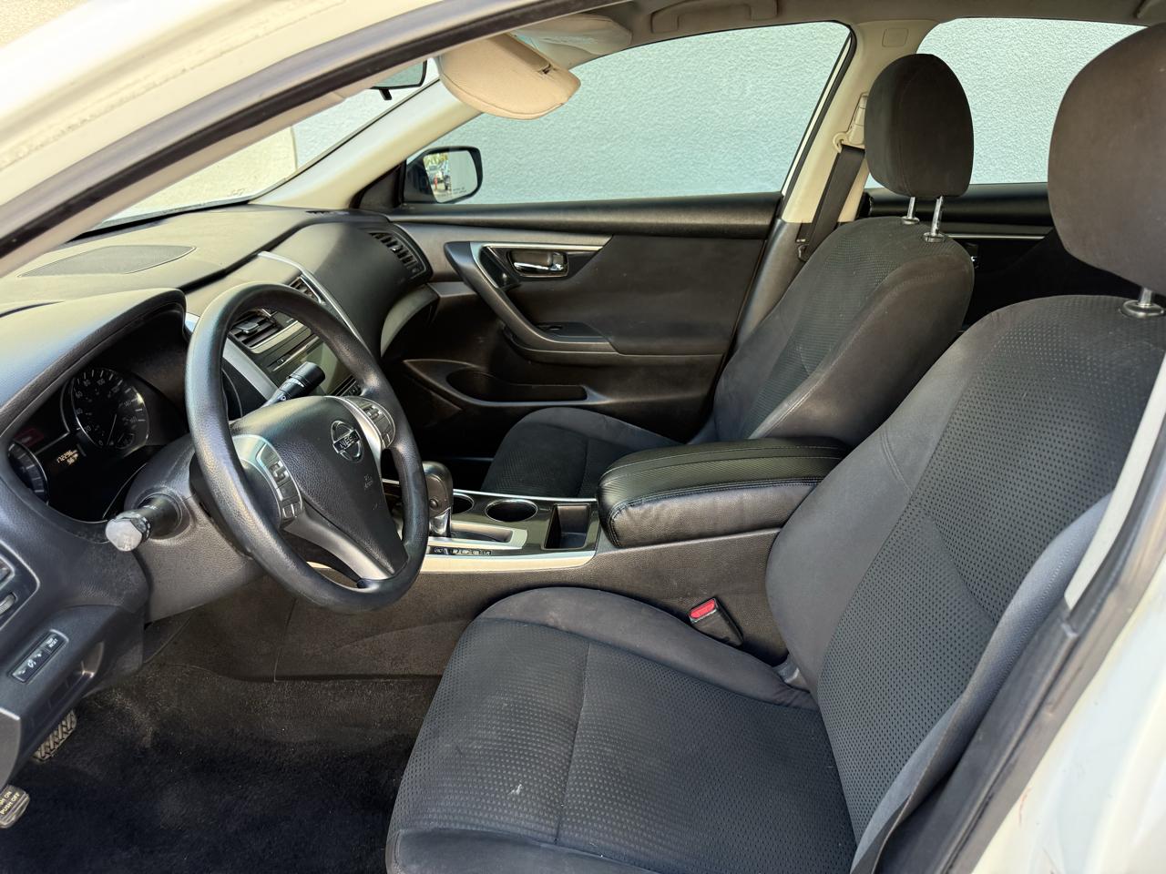 Nissan Altima 4dr Sdn I4 2.5 S 2014