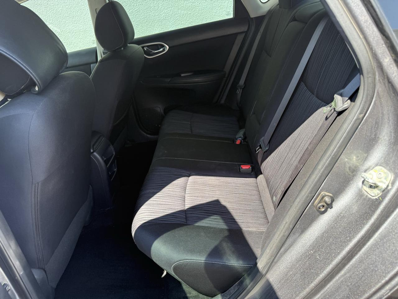 Nissan Sentra SV CVT 2017