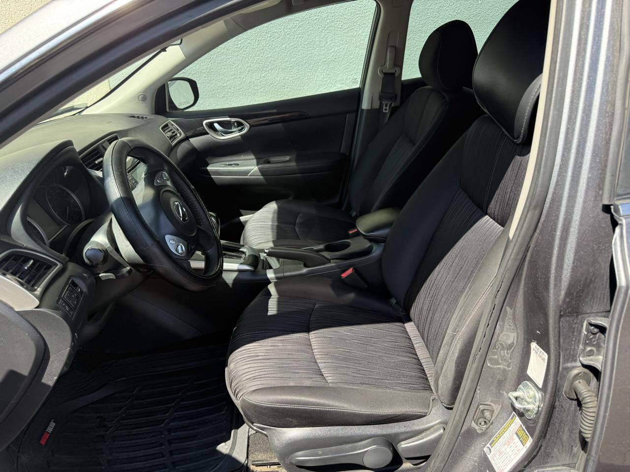 Nissan Sentra SV CVT 2017