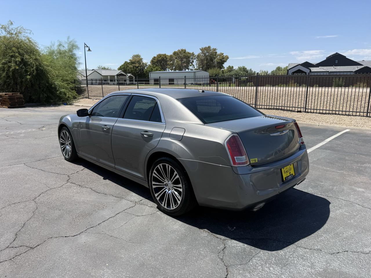 Chrysler 300 4dr Sdn V6 300S RWD 2012