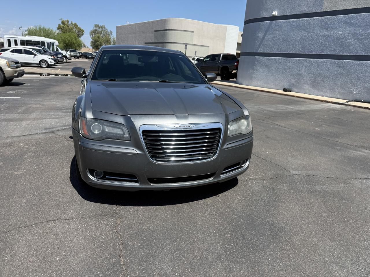 Chrysler 300 4dr Sdn V6 300S RWD 2012