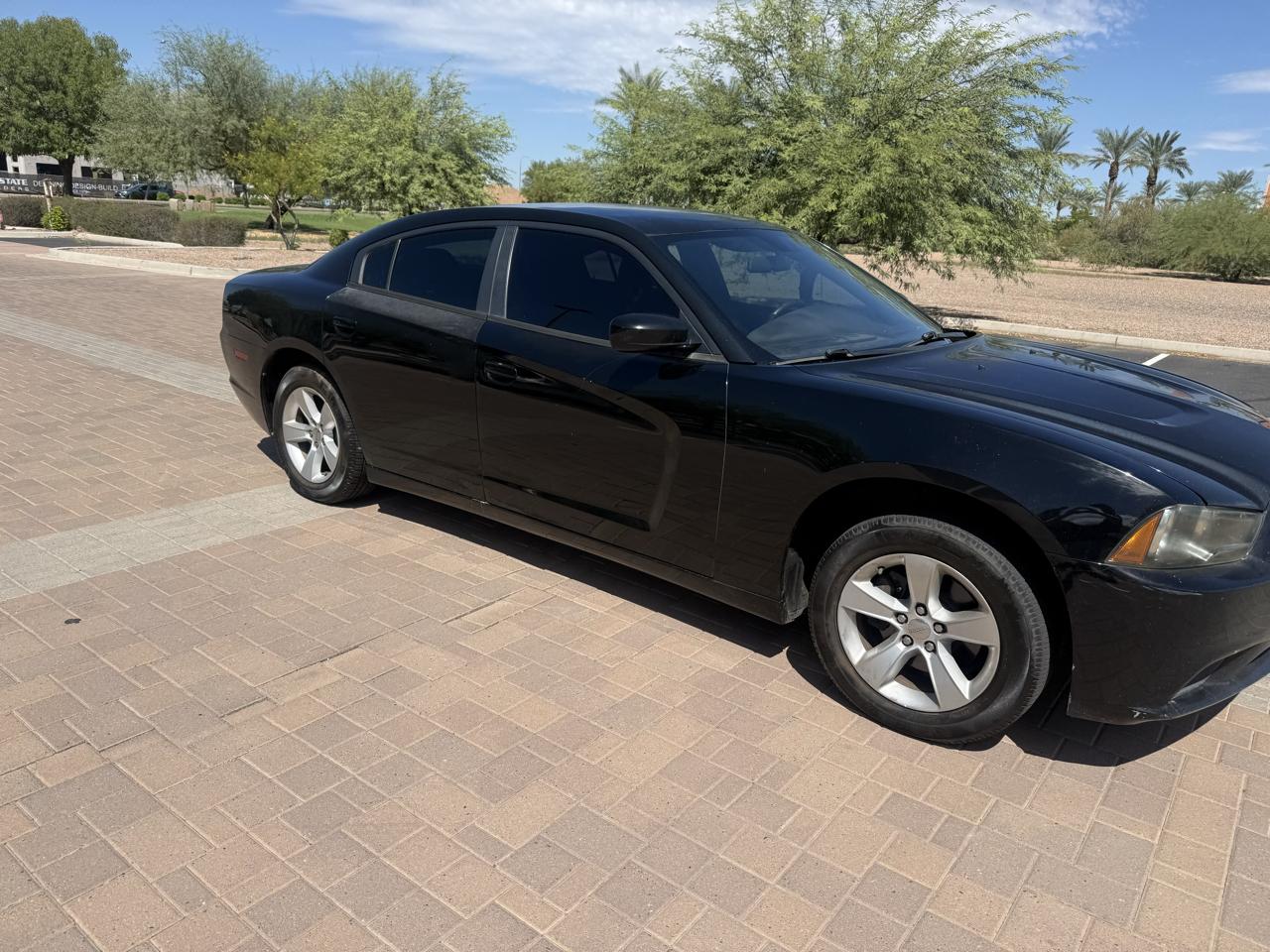 Dodge Charger 4dr Sdn SE RWD 2014