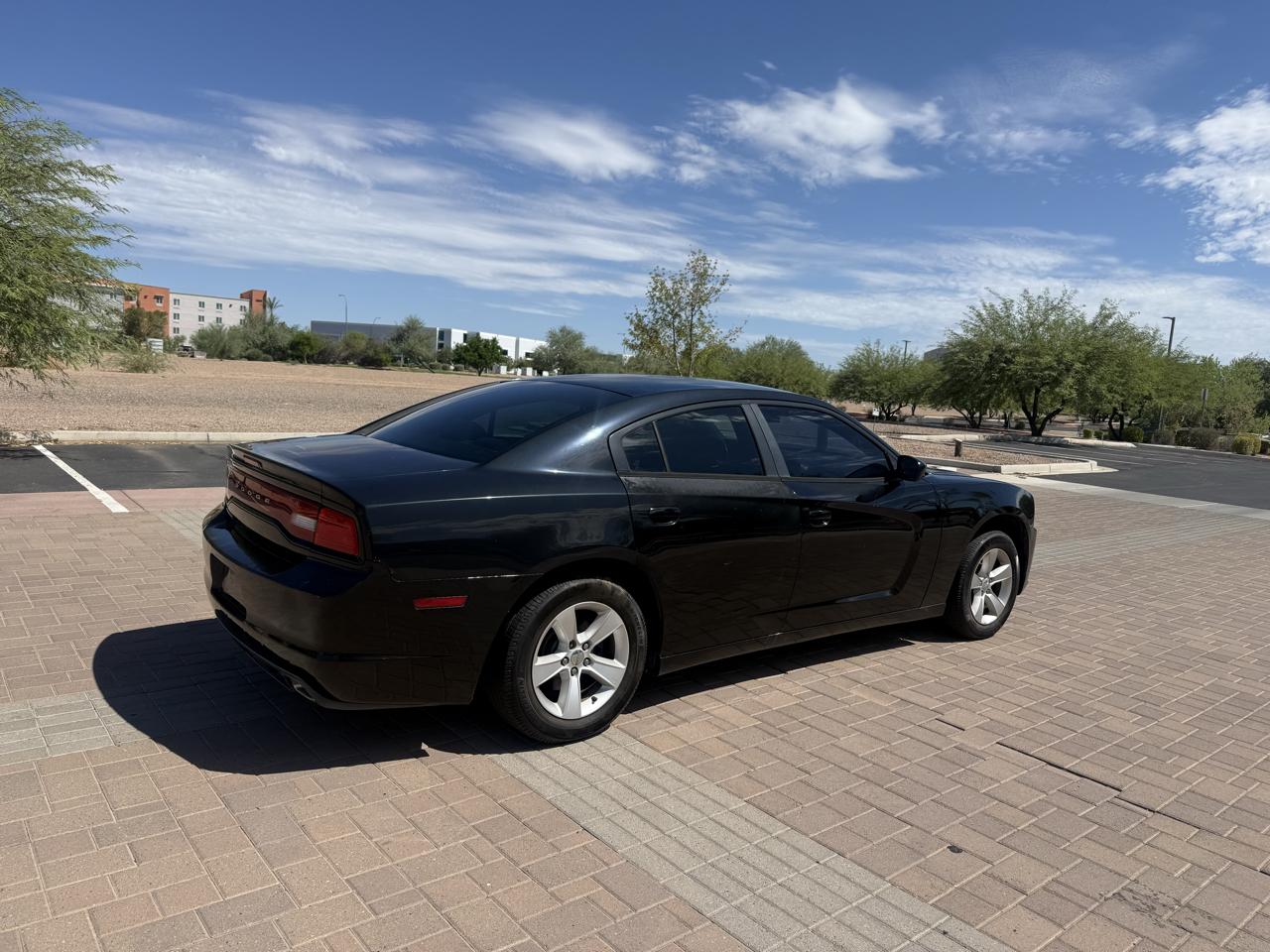 Dodge Charger 4dr Sdn SE RWD 2014